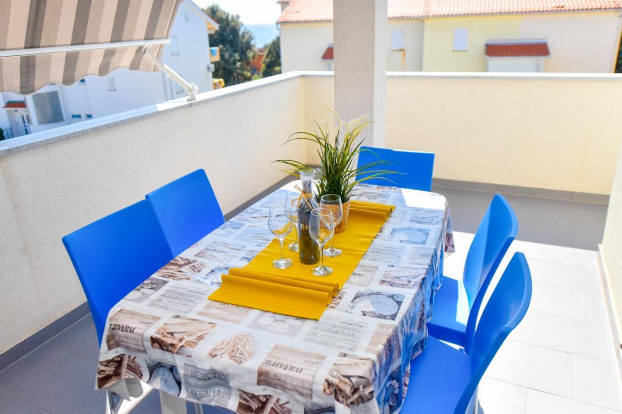 Apartments Yoko Novalja Εξωτερικό φωτογραφία