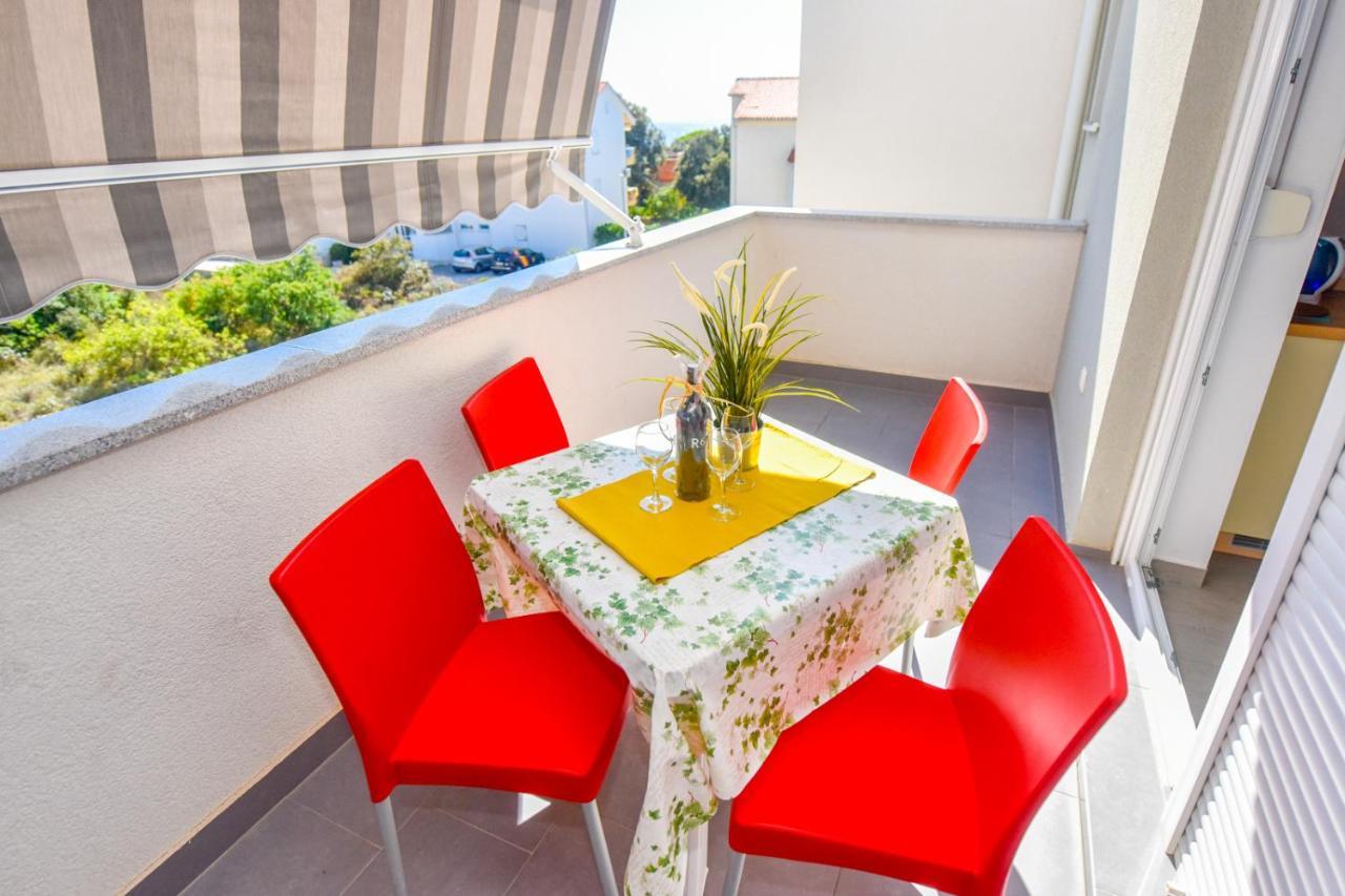 Apartments Yoko Novalja Εξωτερικό φωτογραφία