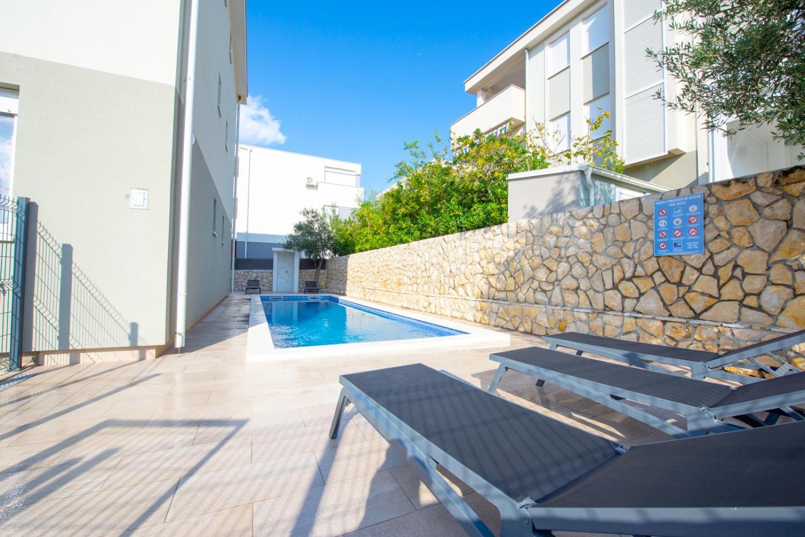 Apartments Yoko Novalja Εξωτερικό φωτογραφία