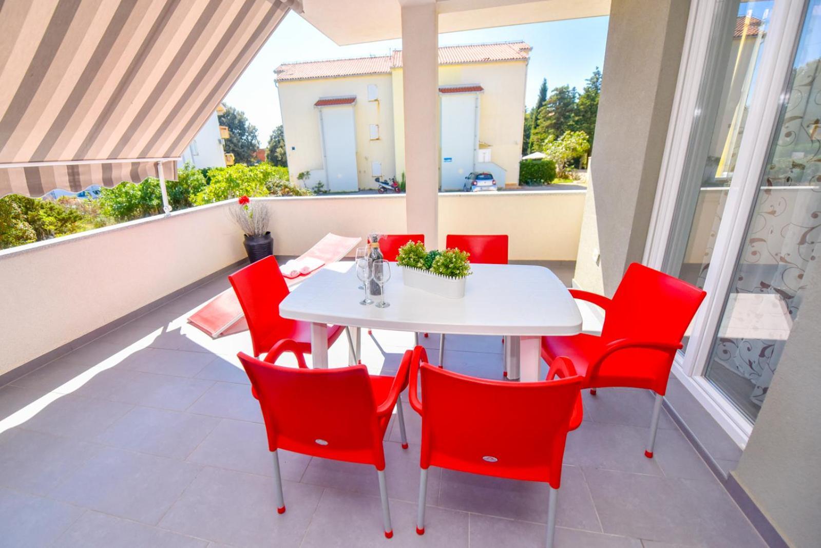 Apartments Yoko Novalja Εξωτερικό φωτογραφία