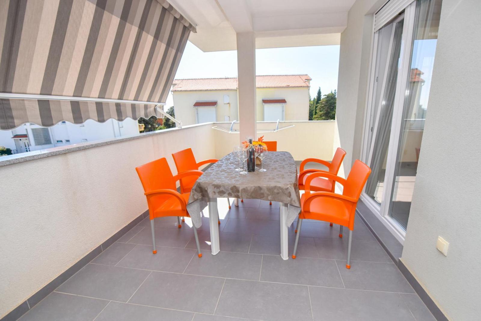 Apartments Yoko Novalja Εξωτερικό φωτογραφία