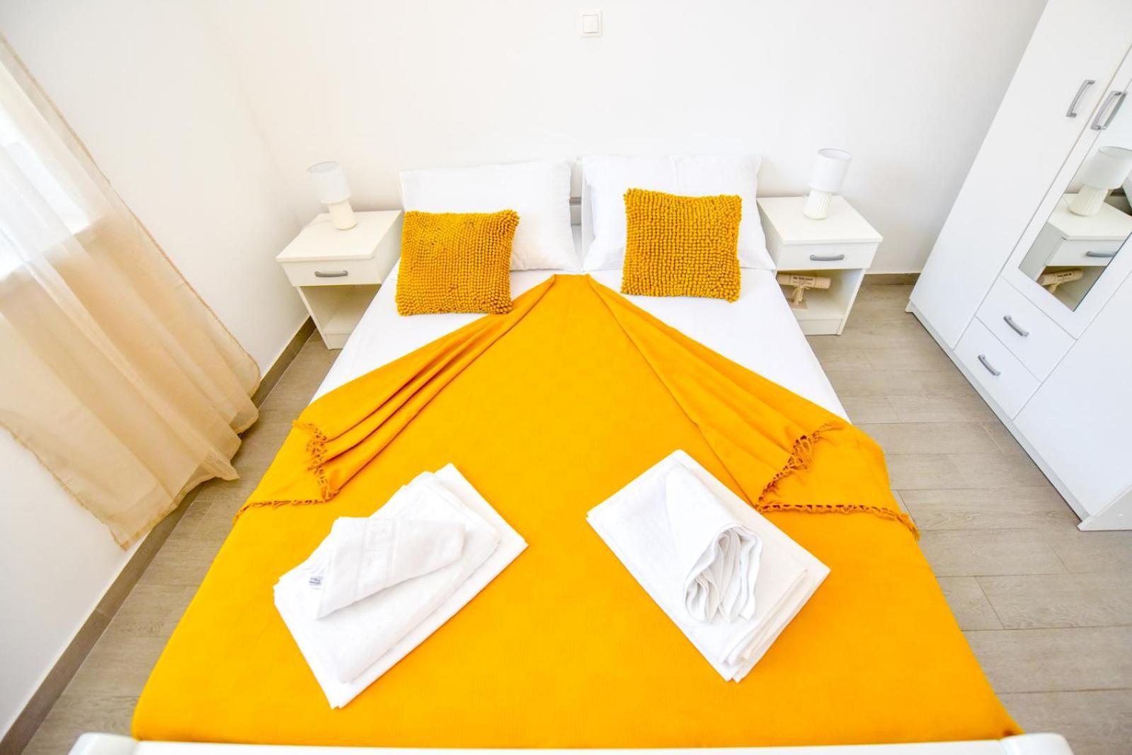 Apartments Yoko Novalja Εξωτερικό φωτογραφία